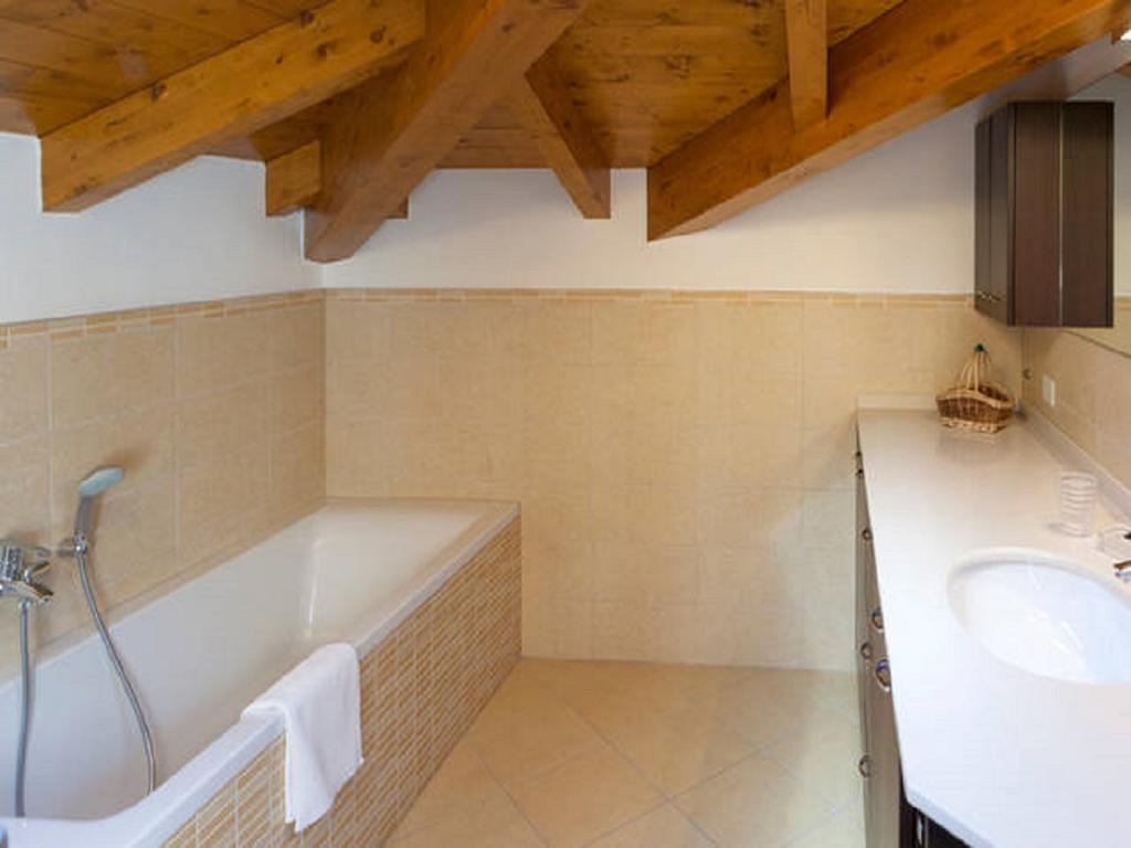 Appartamento Vista Lago - Betta Lezzeno Extérieur photo